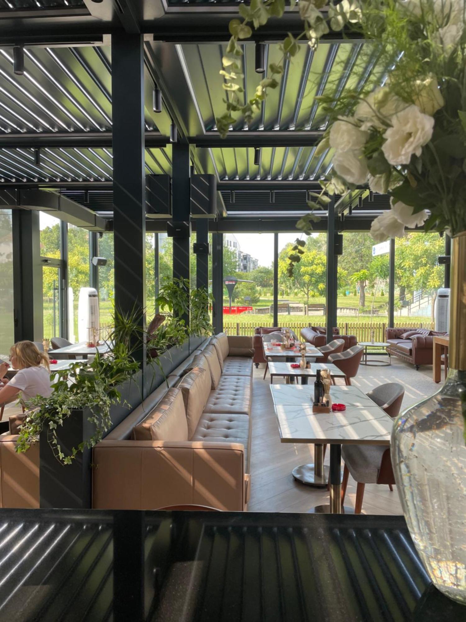 Santa Villa & Restaurant Sremska Mitrovica Bagian luar foto